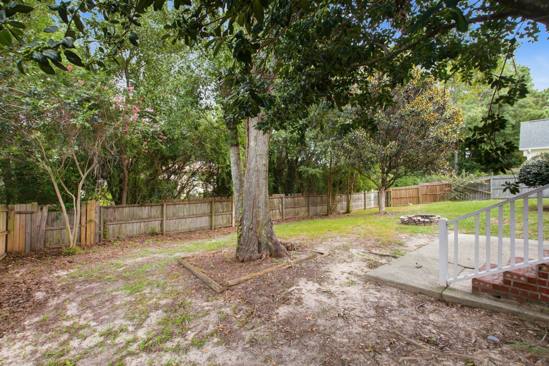 119 Round Table Lane Photo 31