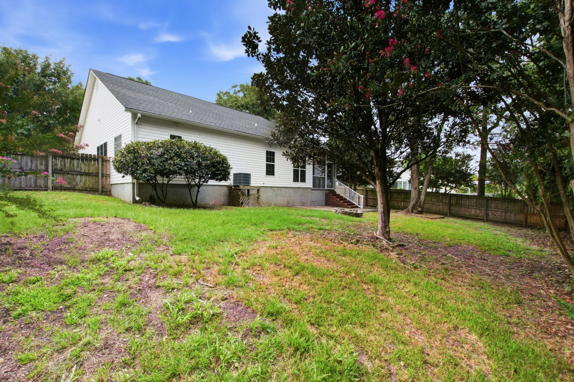 119 Round Table Lane Photo 34