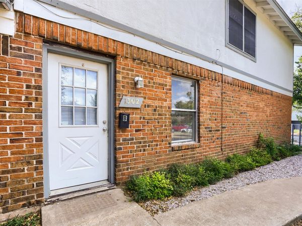 1302 Radcliff DR, Unit B, Austin, TX 78752