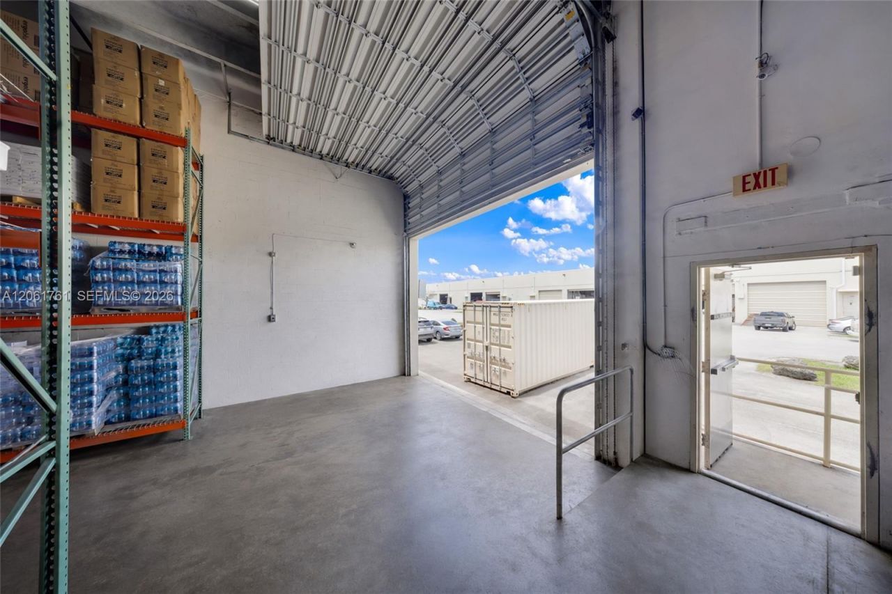 10800 NW 21st St , Unit 190, Sweetwater, FL 33172 Photo