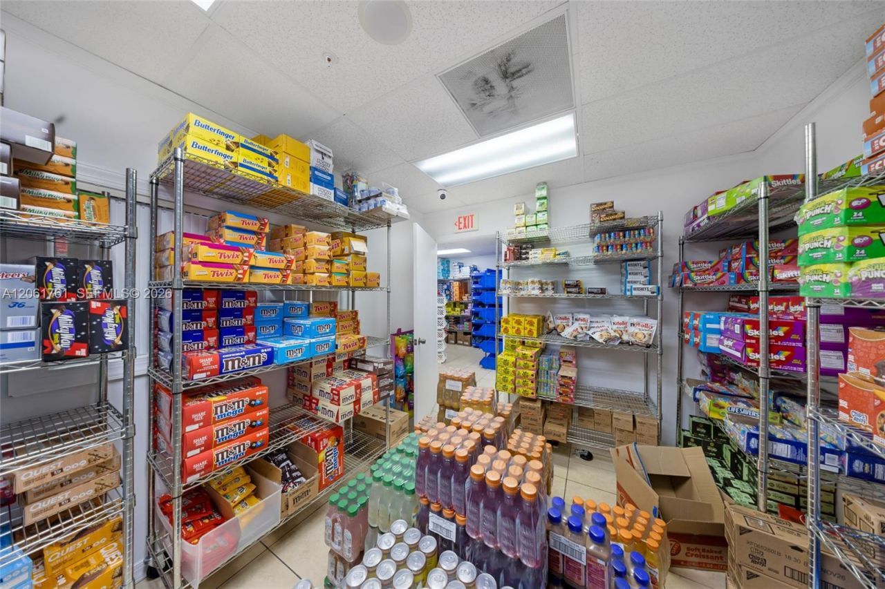 10800 NW 21st St , Unit 190, Sweetwater, FL 33172 Photo