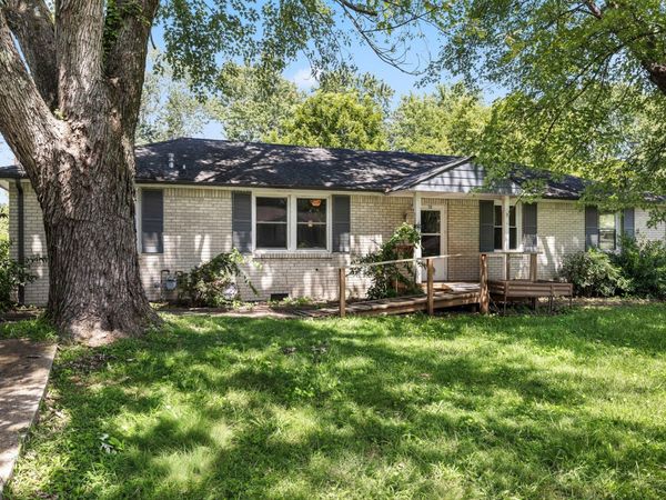 210 Nottingham Pl , Clarksville, TN 37042