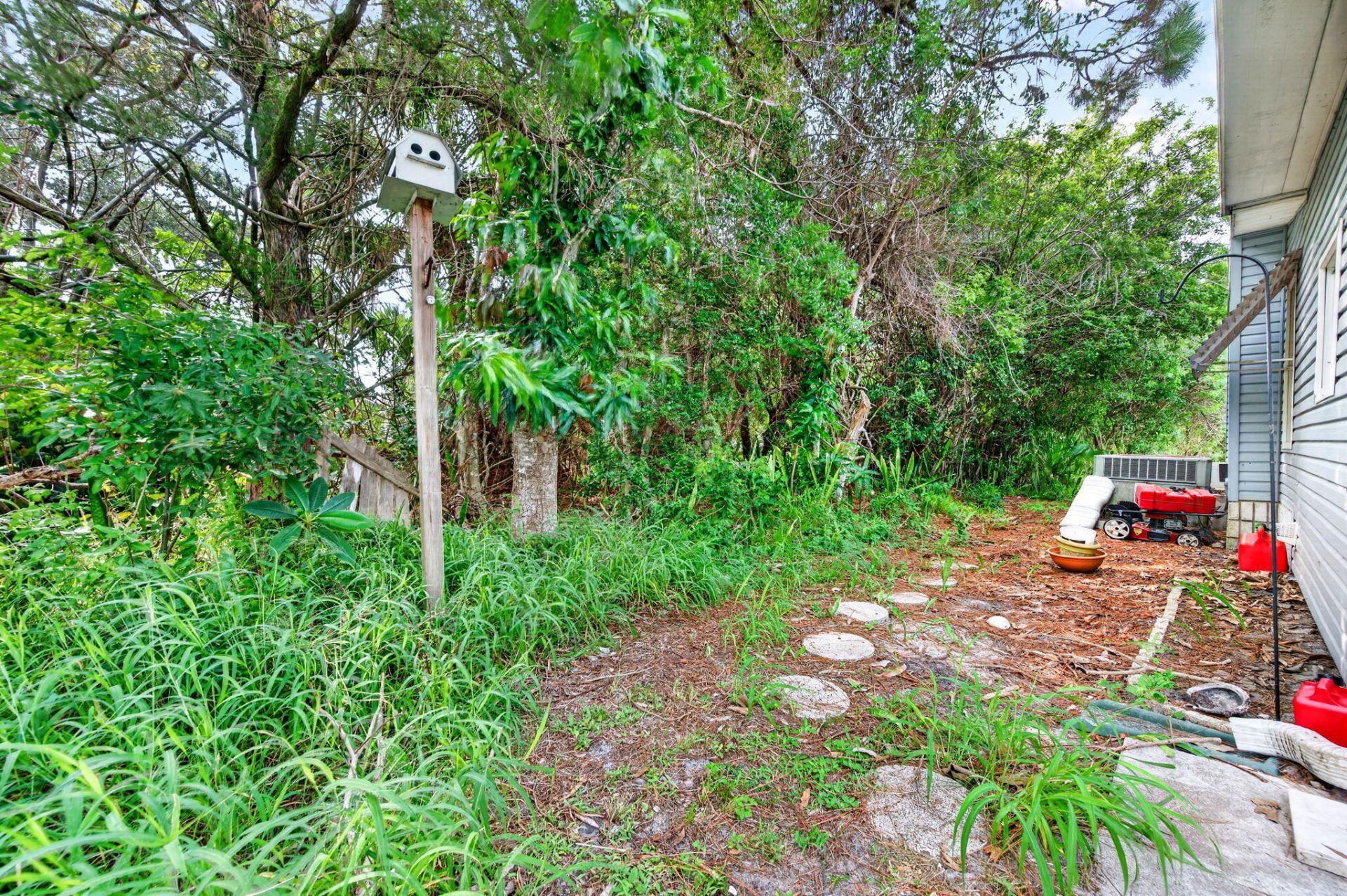 655 W Marlin Circle, Micco, FL 32976 Photo