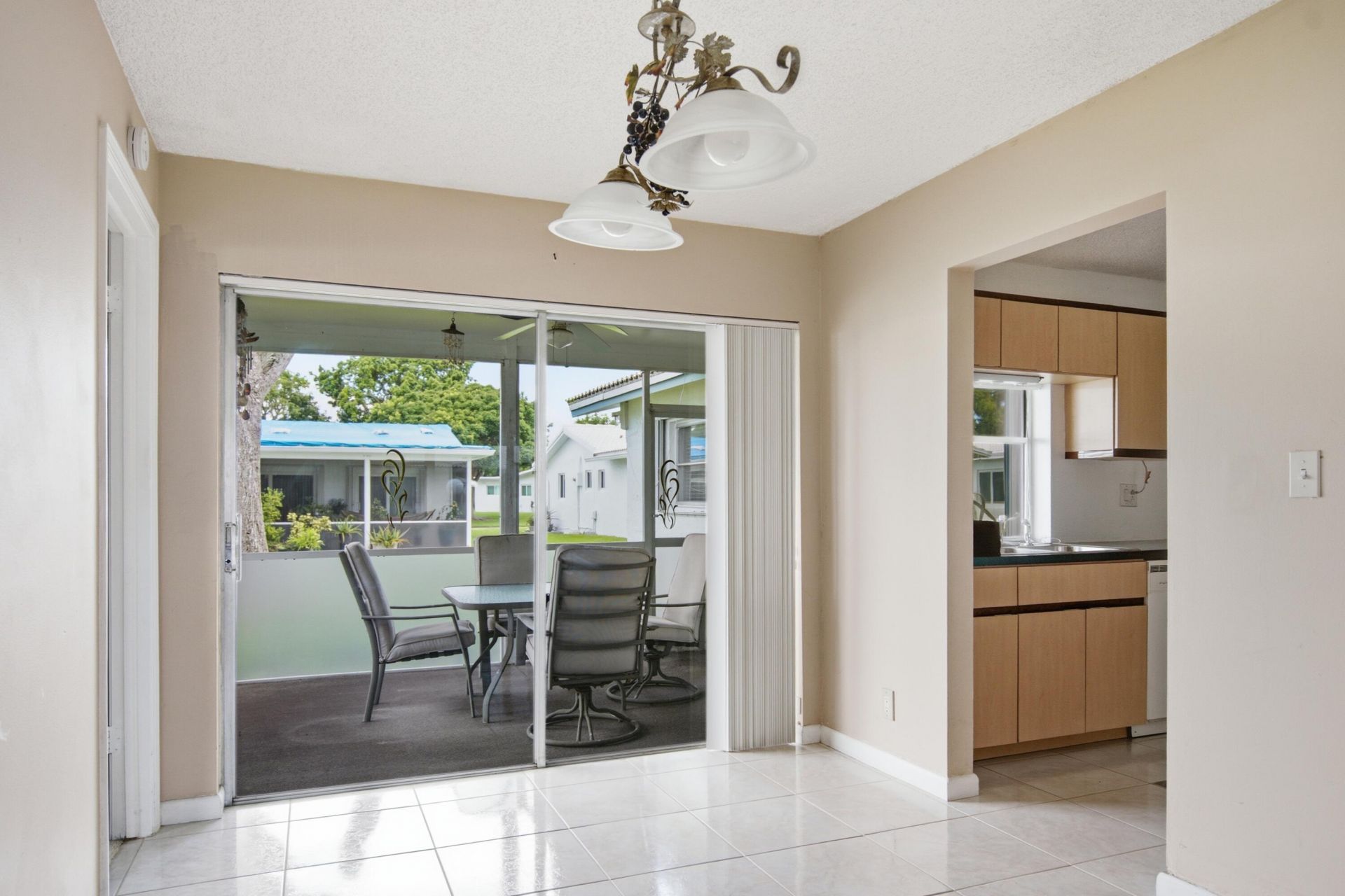 8212 NW 12th Court, Plantation, FL 33322 Photo