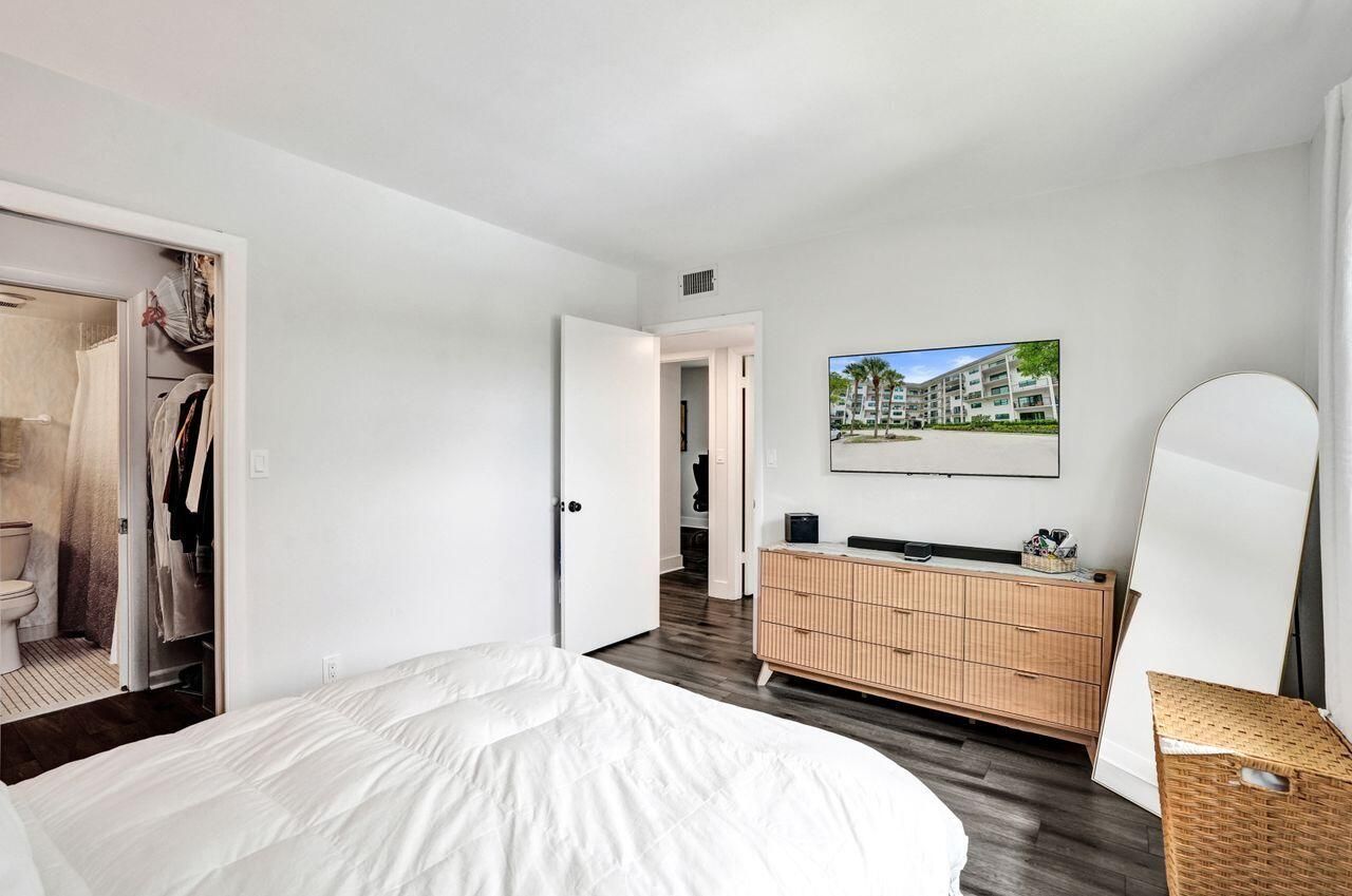 1000 River Reach Drive, Unit 321, Fort Lauderdale, FL 33315 Photo