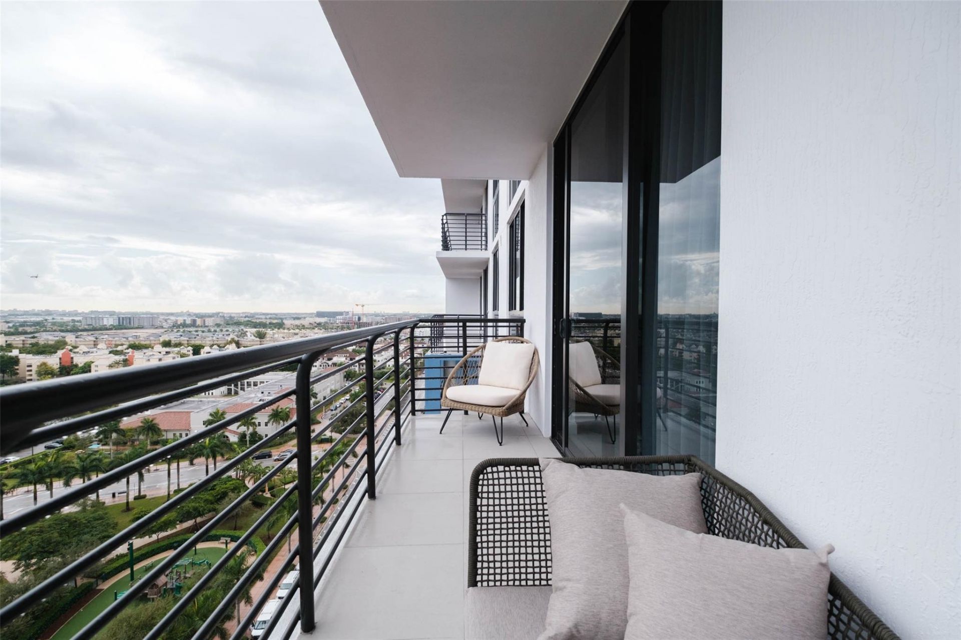 5350 NW 84th Avenue, Unit 1413, Doral, FL 33166 Photo