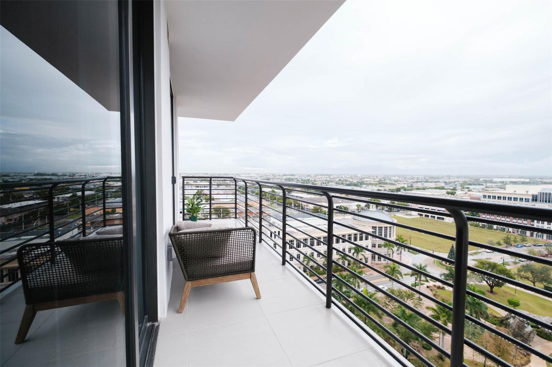 5350 NW 84th Avenue, Unit 1413, Doral, FL 33166 Photo