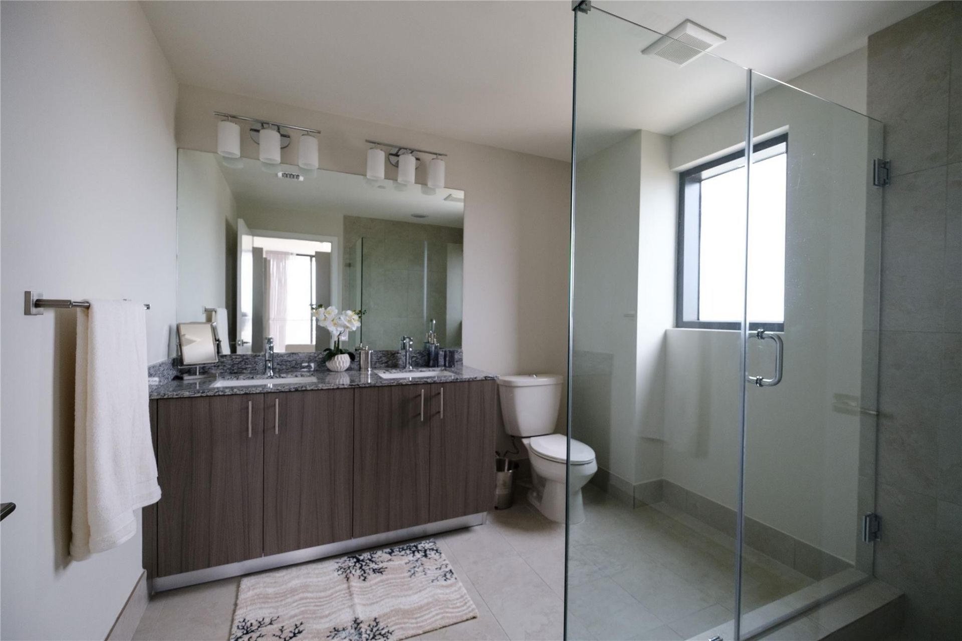 5350 NW 84th Avenue, Unit 1413, Doral, FL 33166 Photo