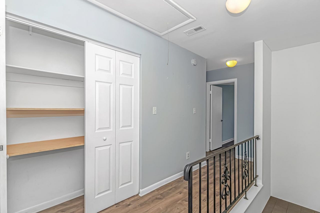 1340 Turkey Ridge Rd. Photo 10