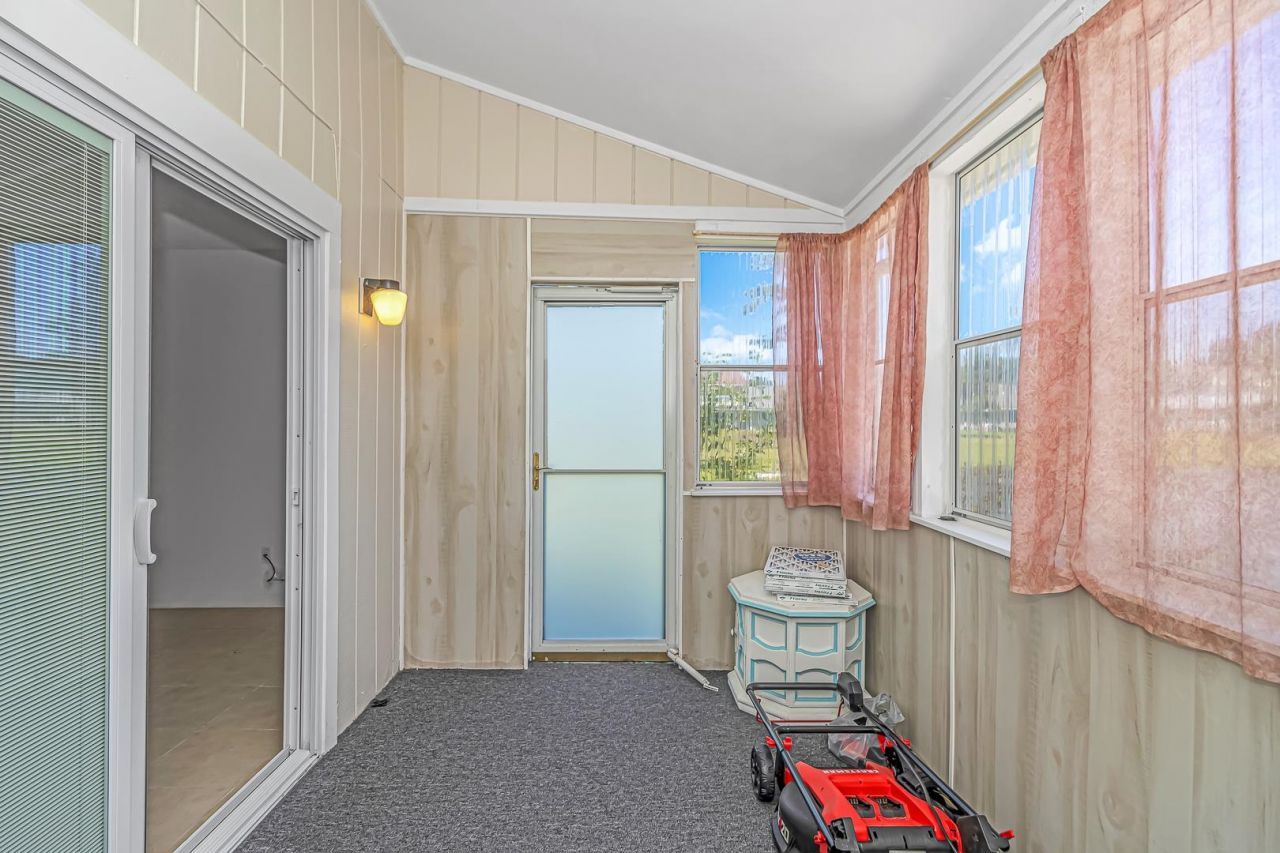 1340 Turkey Ridge Rd. Photo 23