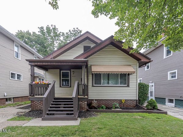 3916 Leybourn Avenue, Toledo, OH 43612