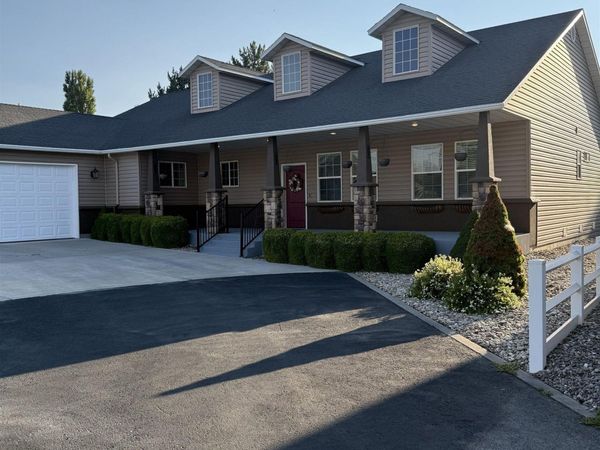 2132 Candleridge Dr., Twin Falls, ID 83301