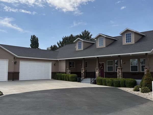 2132 Candleridge Dr., Twin Falls, ID 83301