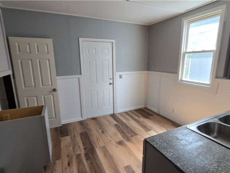 3669 E 112th Street, Cleveland, OH 44105 Photo 4