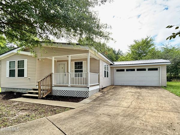 80 Crest Oak Drive, Starkville, MS 39759