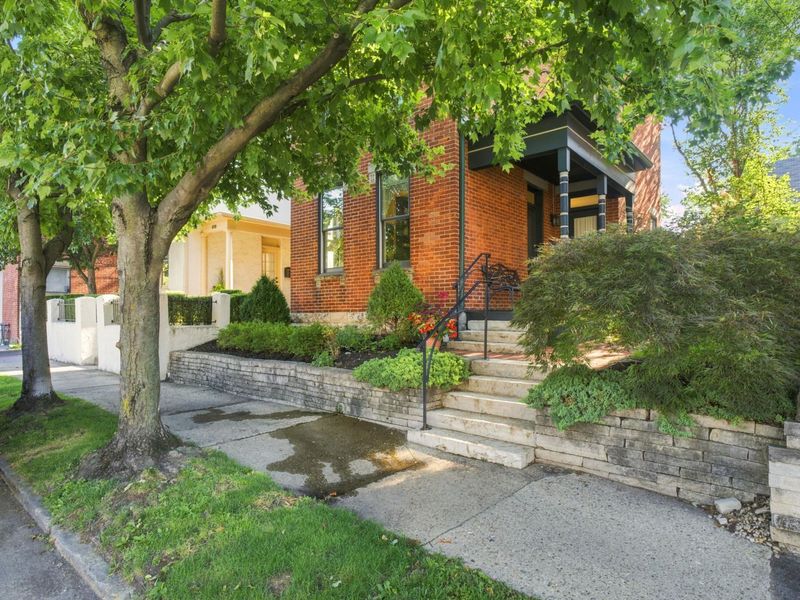 684 Kerr Street, Columbus, OH 43215 Photo 1