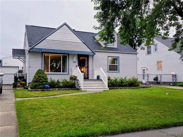 130 Calvin Court N, Tonawanda, NY 14150
