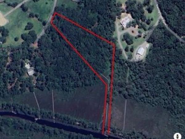 145 Travelers Way , Richmond Hill, GA 31324