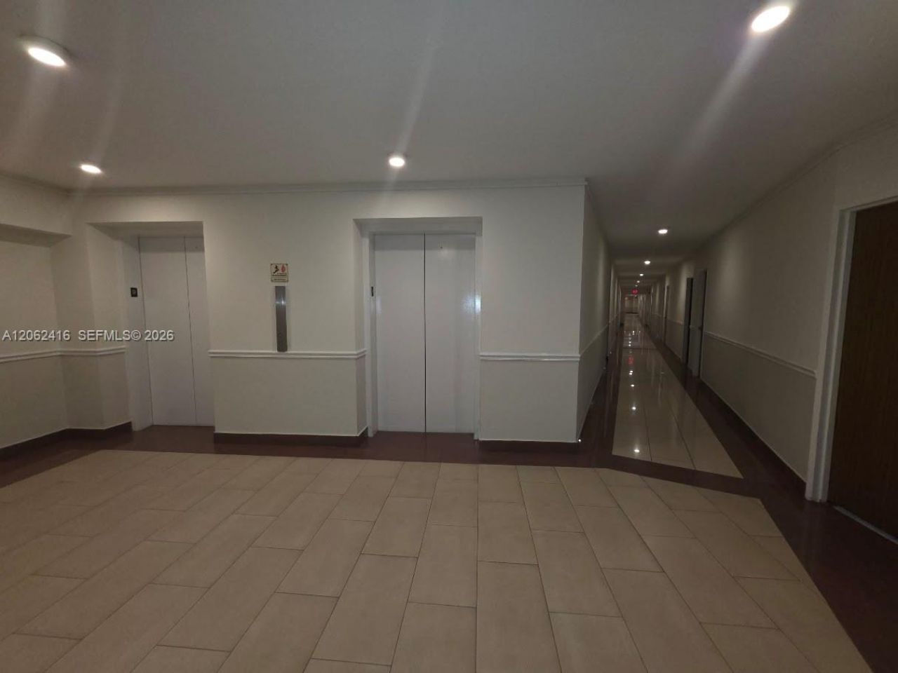 2899 Collins Ave, Unit 940, Miami Beach, FL 33140 Photo