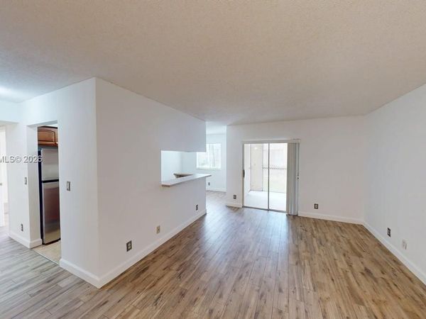 9855 Westview Dr , Unit 717, Coral Springs, FL 33076