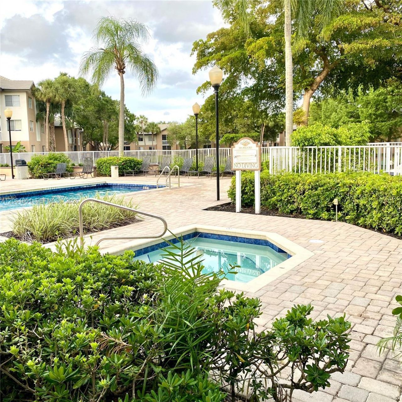 9855 Westview Dr, Unit 717, Coral Springs, FL 33076 Photo