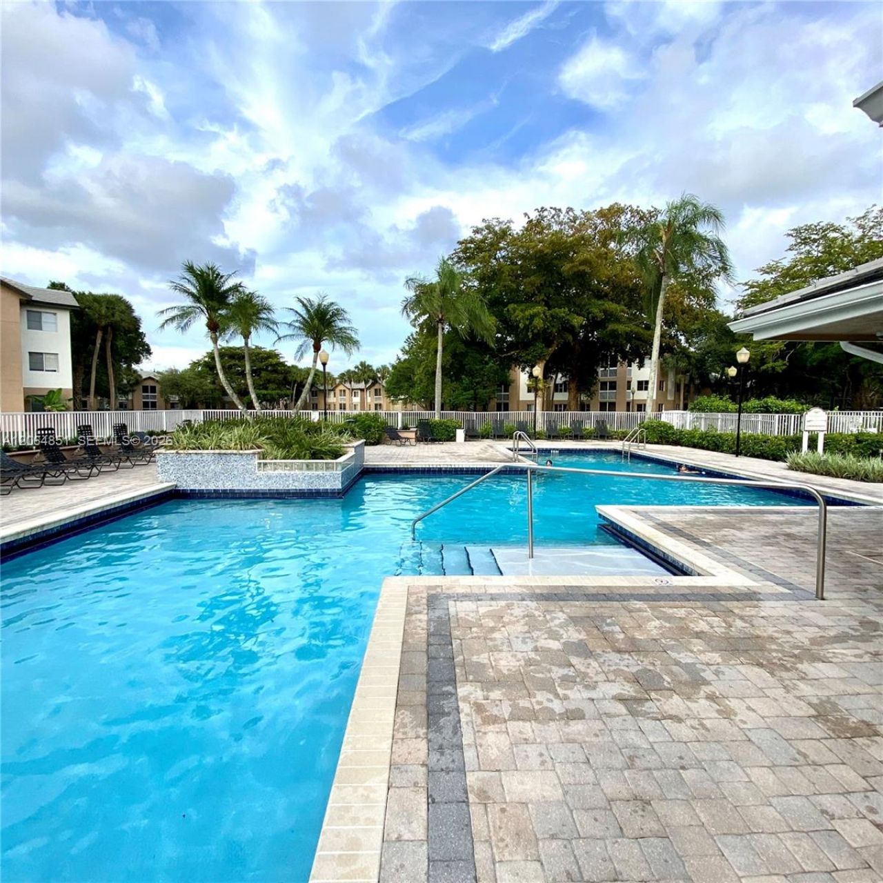 9855 Westview Dr, Unit 717, Coral Springs, FL 33076 Photo