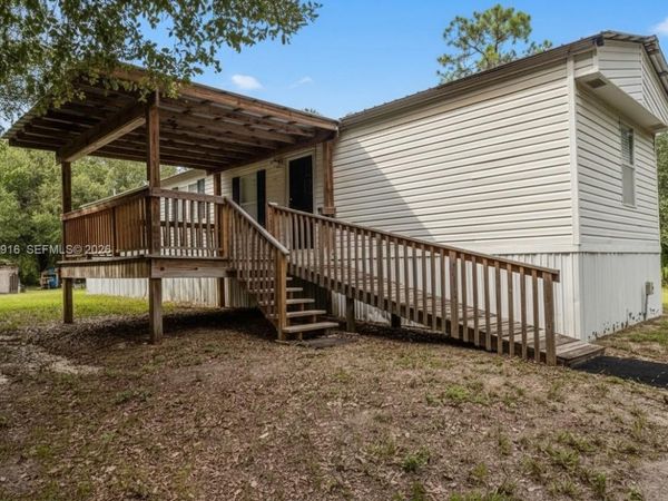 450 Wildwood Ave , Clewiston, FL 33440