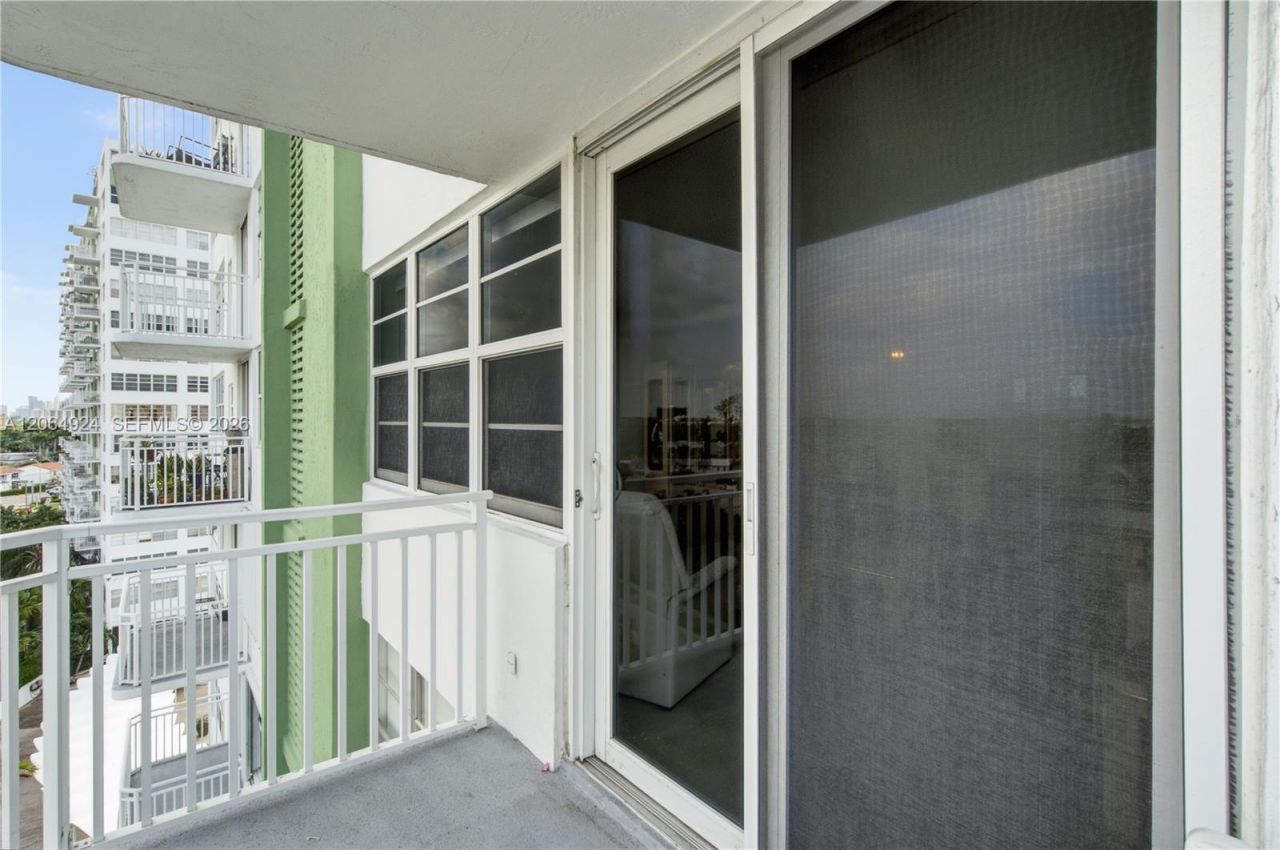 2100 Sans Souci Blvd , Unit A710, North Miami, FL 33181 Photo