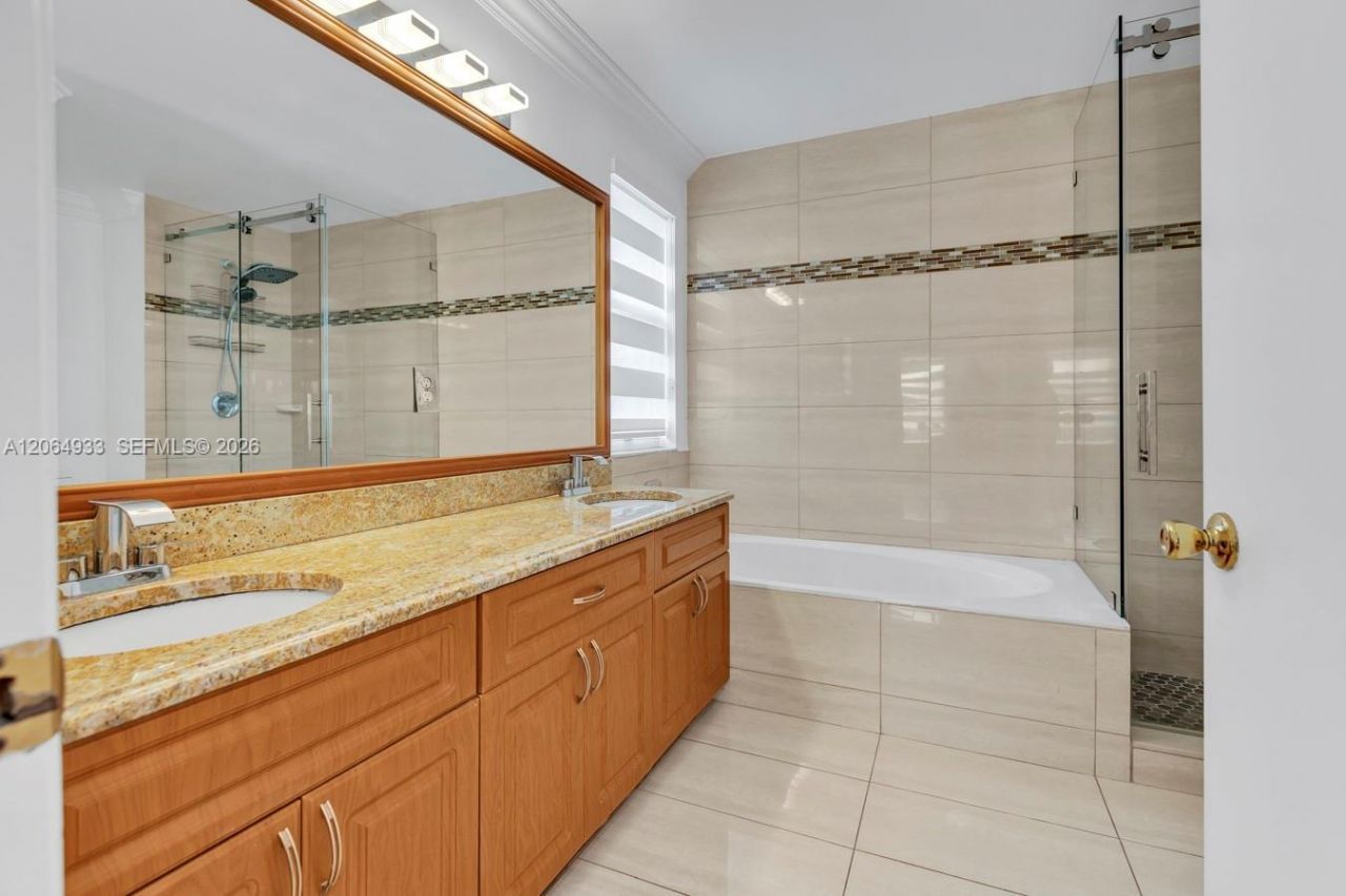 1853 SW 176th Way, Miramar, FL 33029 Photo