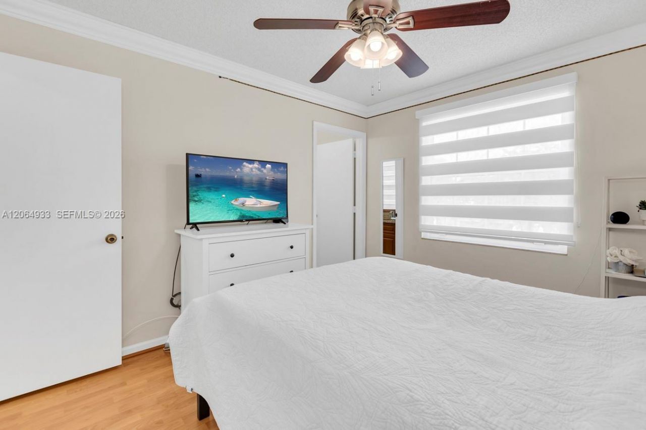 1853 SW 176th Way, Miramar, FL 33029 Photo