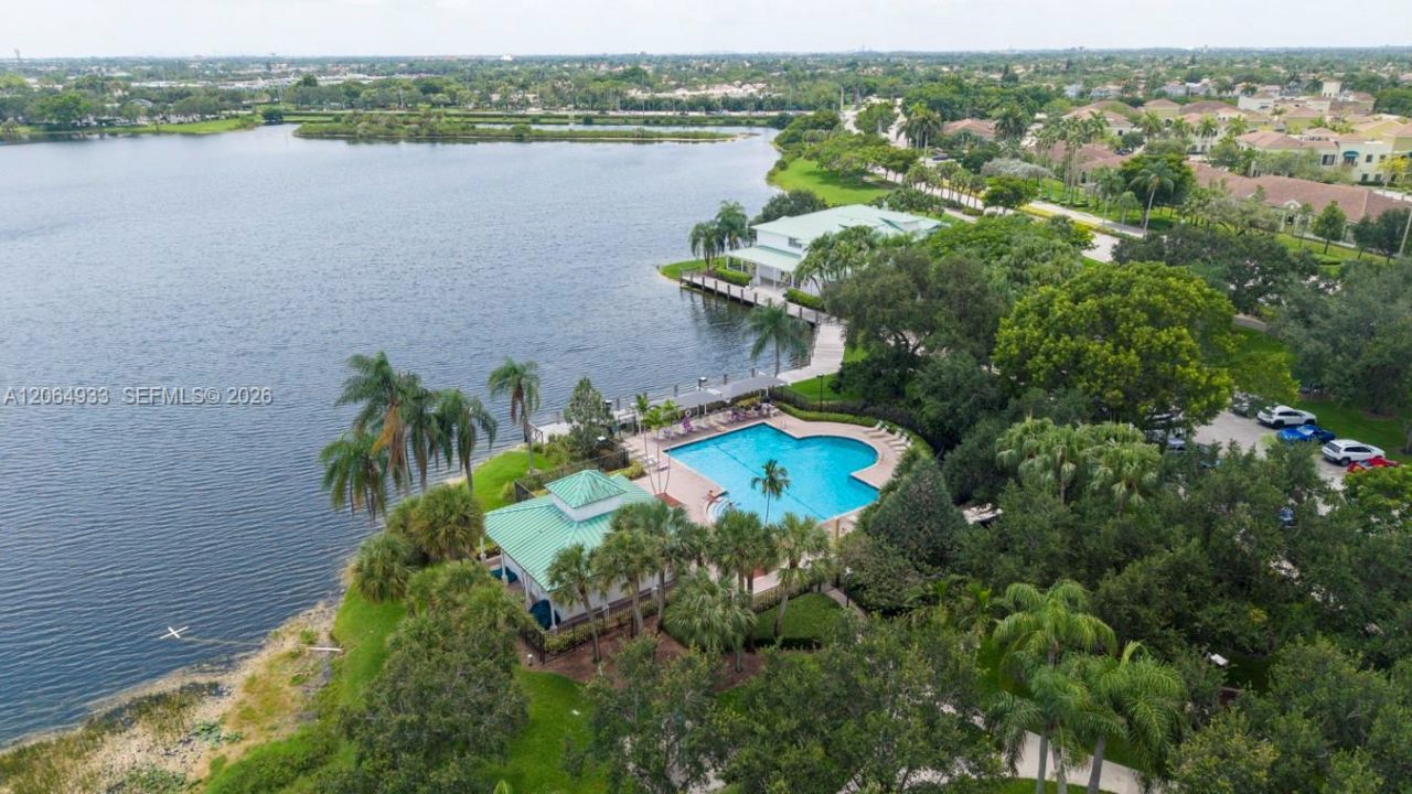 1853 SW 176th Way, Miramar, FL 33029 Photo