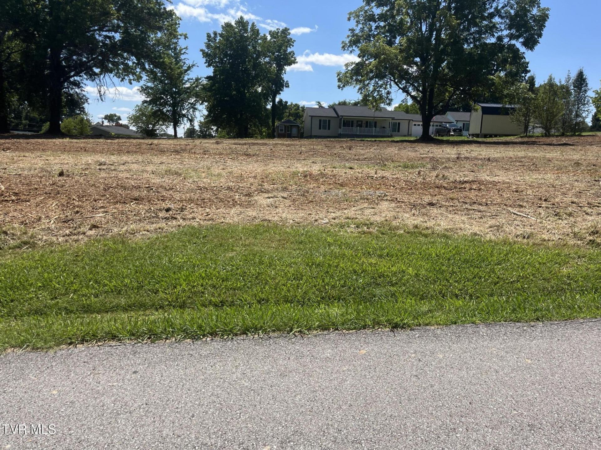 Tbd Linda Street, Lot #Lot 5, Greeneville, TN 37743 Main Photo