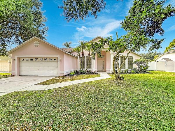 111 SUNRIDGE WOODS COURT, DAVENPORT, FL 33837