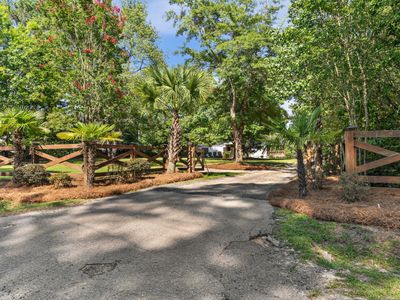 353 Sweetwater Road, Saint Matthews, SC 29135