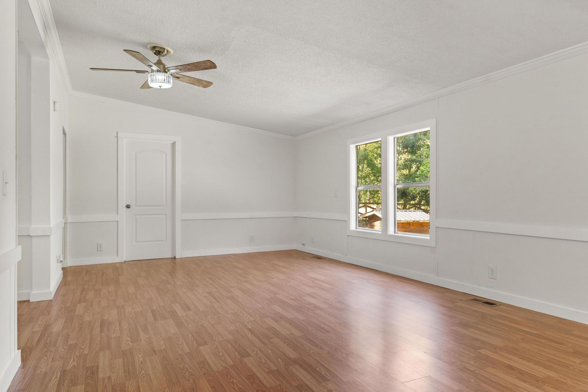 353 Sweetwater Road Photo 11