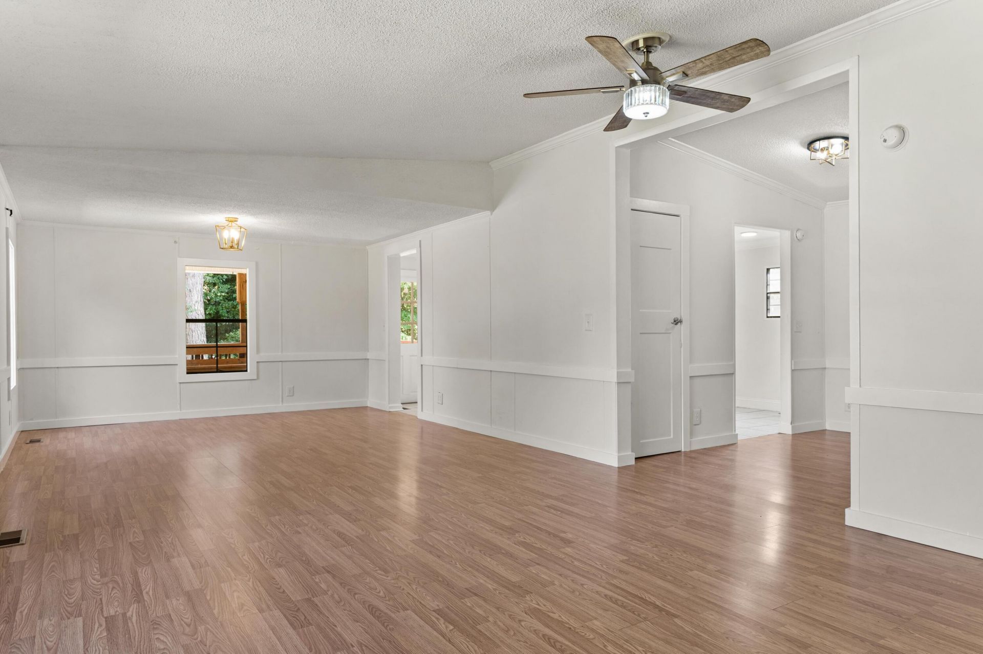 353 Sweetwater Road Photo 15