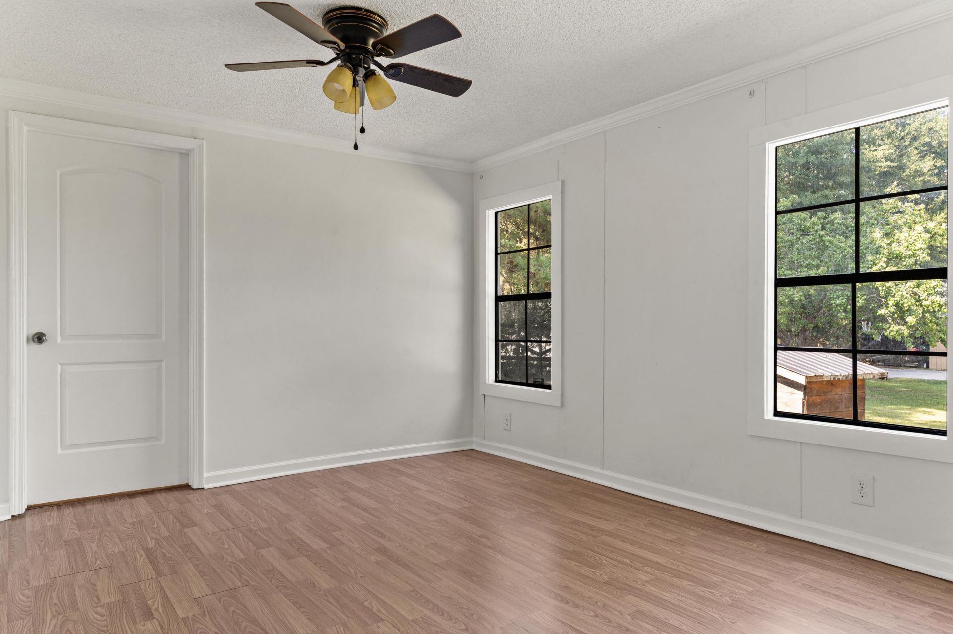353 Sweetwater Road Photo 20