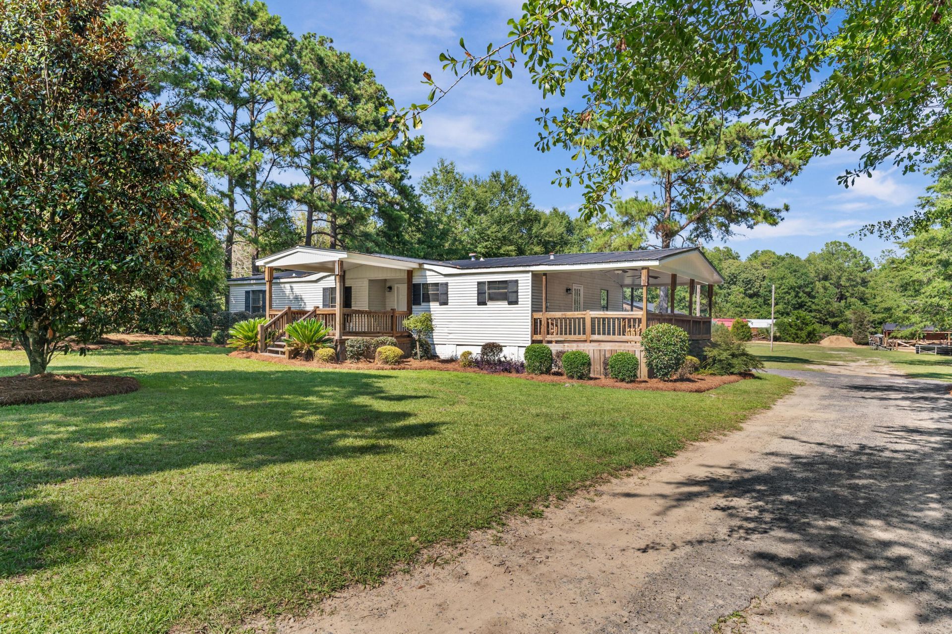 353 Sweetwater Road Photo 6