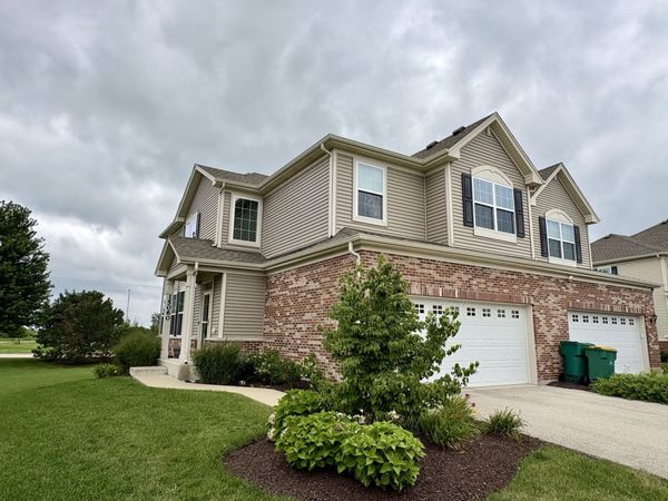 15060 W Cyrus Drive , Manhattan, IL 60442