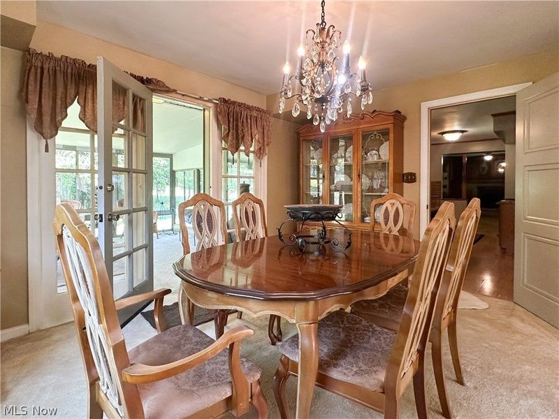 458 Hogarth Avenue, Niles, OH 44446 Photo 9
