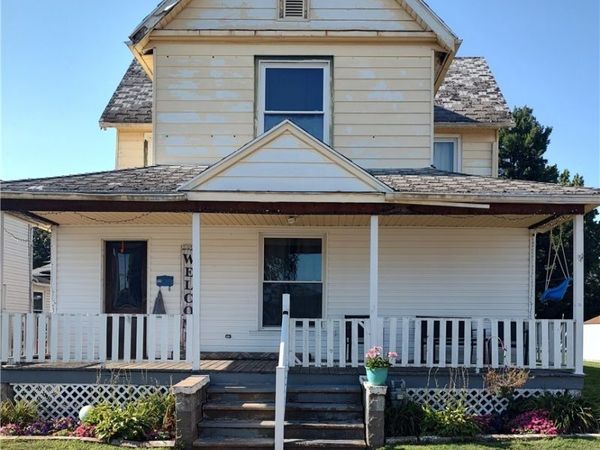 160 Neighbor Street , Newcomerstown, OH 43832