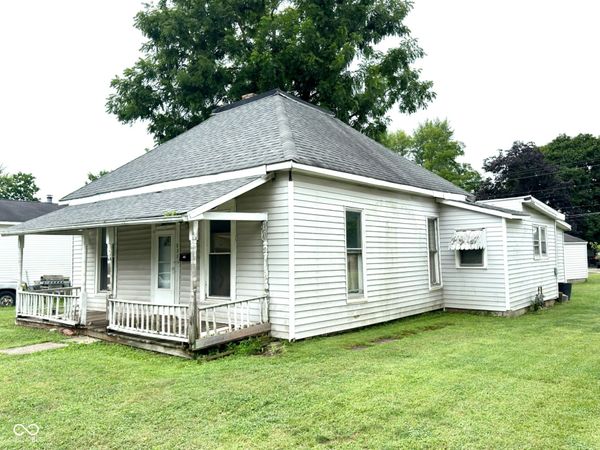 233 S 23rd Street , New Castle, IN 47362