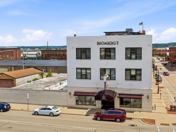 1000 White Street, Dubuque, IA 52001