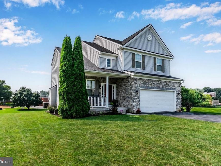 1046 Alandale Drive, Chambersburg, PA 17202 Main Photo