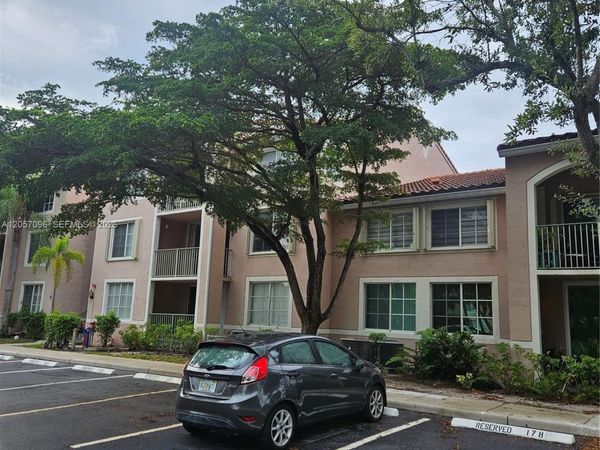 12124 Saint Andrews Pl , Unit 107, Miramar, FL 33025