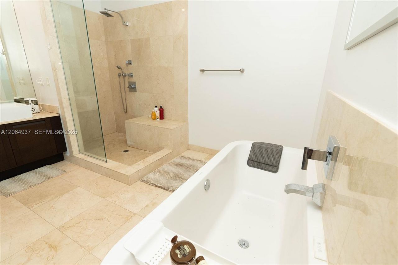 150 Sunny Isles Blvd , Unit 1-TH403, Sunny Isles Beach, FL 33160 Photo