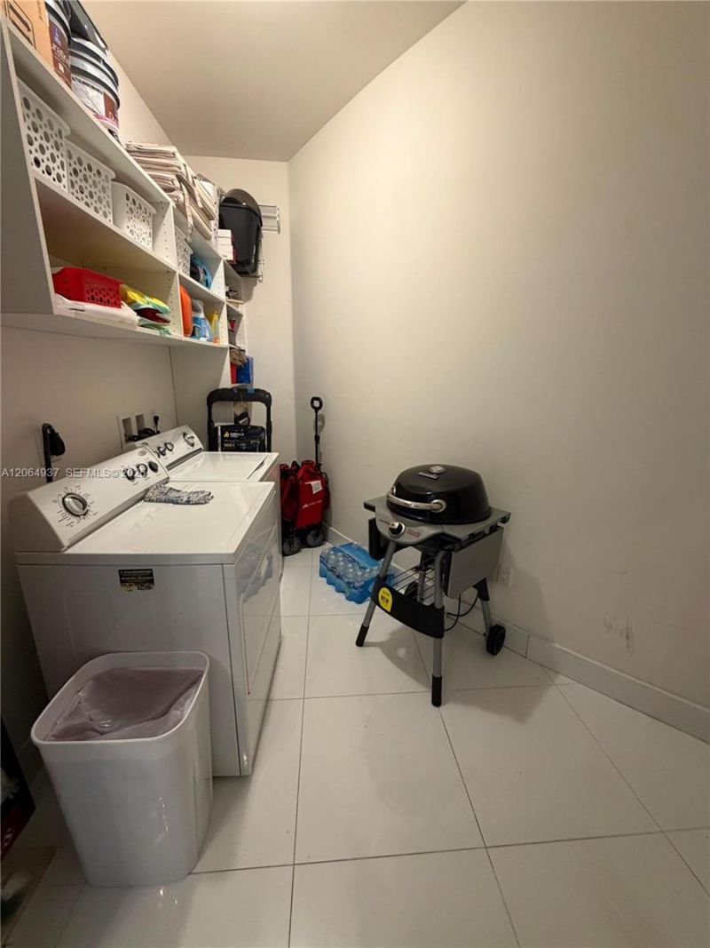 150 Sunny Isles Blvd , Unit 1-TH403, Sunny Isles Beach, FL 33160 Photo