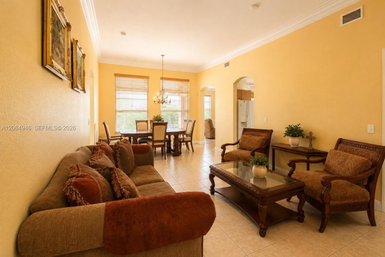 14261 SW 28th St, Miami, FL 33175 Photo