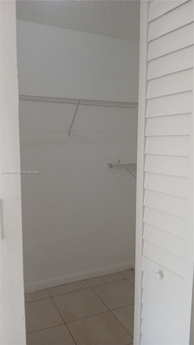 3610 NW 21st St , Unit 313, Lauderdale Lakes, FL 33311 Photo