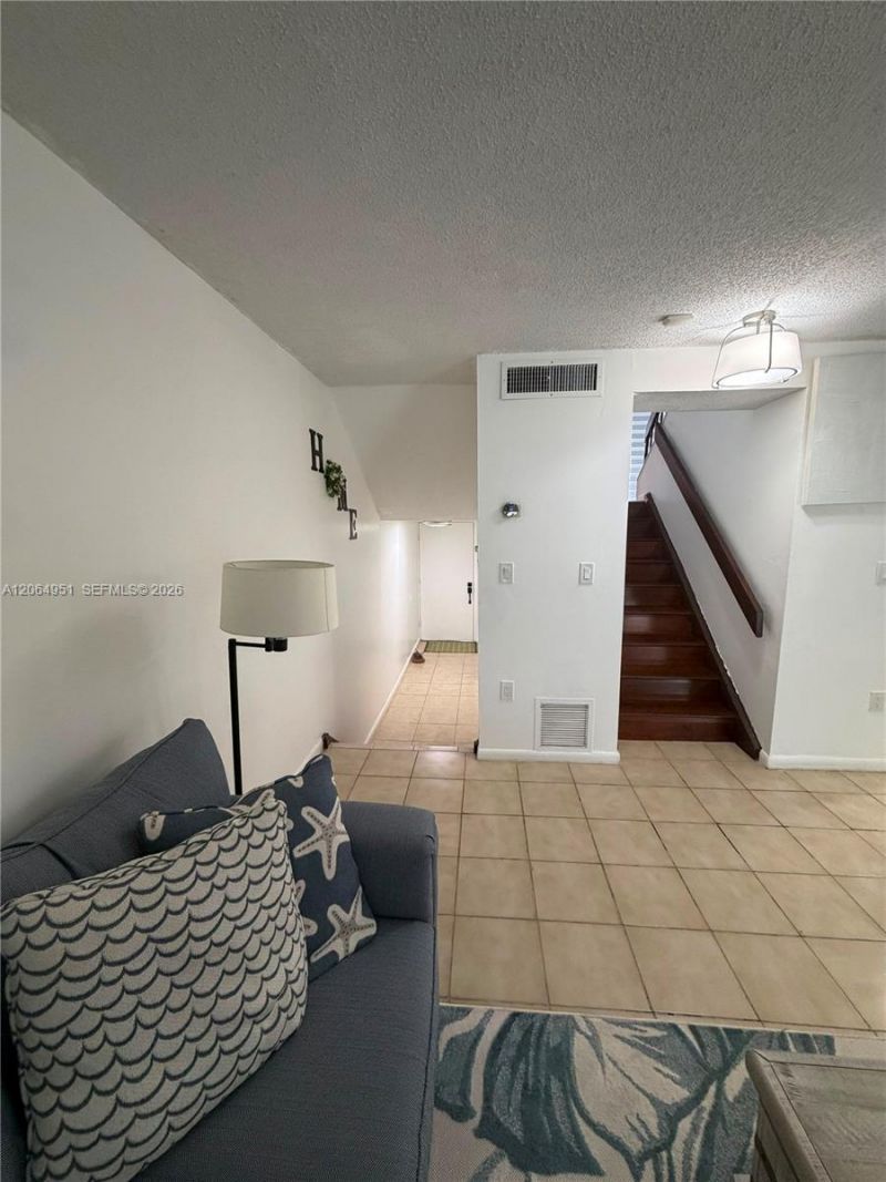 8690 SW 154th Cir Pl, Unit 3D, Miami, FL 33193 Photo